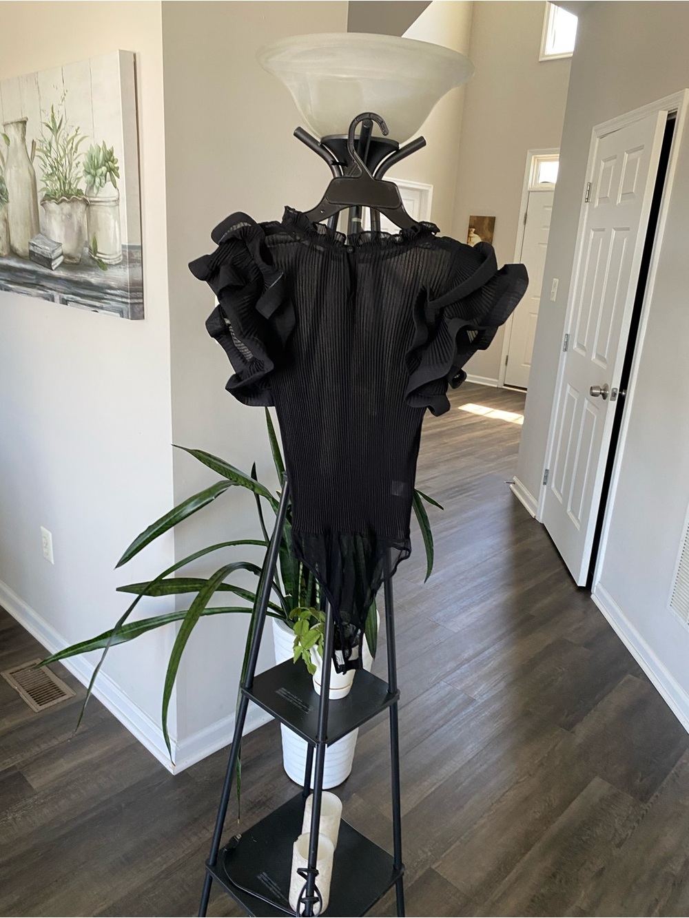 LOVE CULTURE NWOT Black Micro Pleated Ruffle Blouse Top - Size M